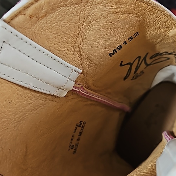 MACIE BEAN Boots Pink Cactus sz 8 NWOT - Picture 4 of 9